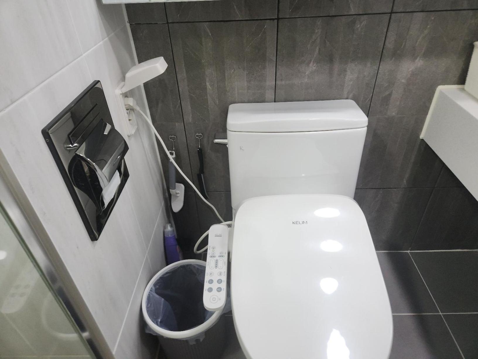 Daegu Star B&B Dsr Hotel Lily Guestroom Exterior photo
